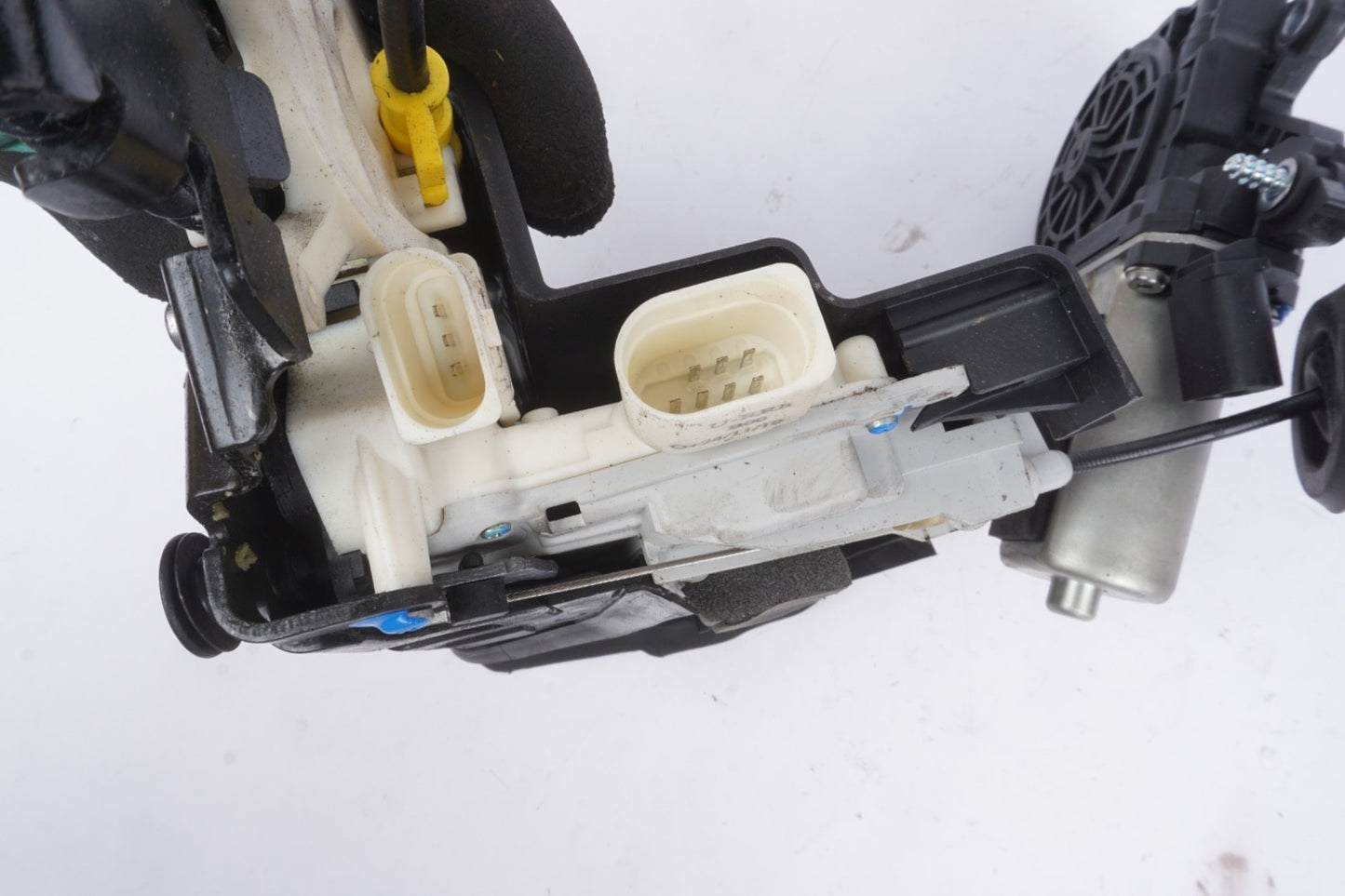 2011-2018 Audi A8 A8L Front Right Door Lock Latch Actuator W/Soft Close OEM