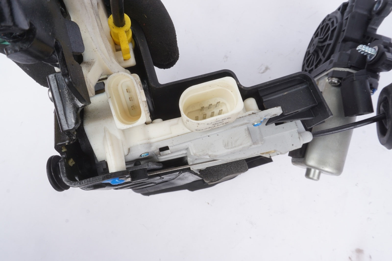2011-2018 Audi A8 A8L Front Right Door Lock Latch Actuator W/Soft Close OEM