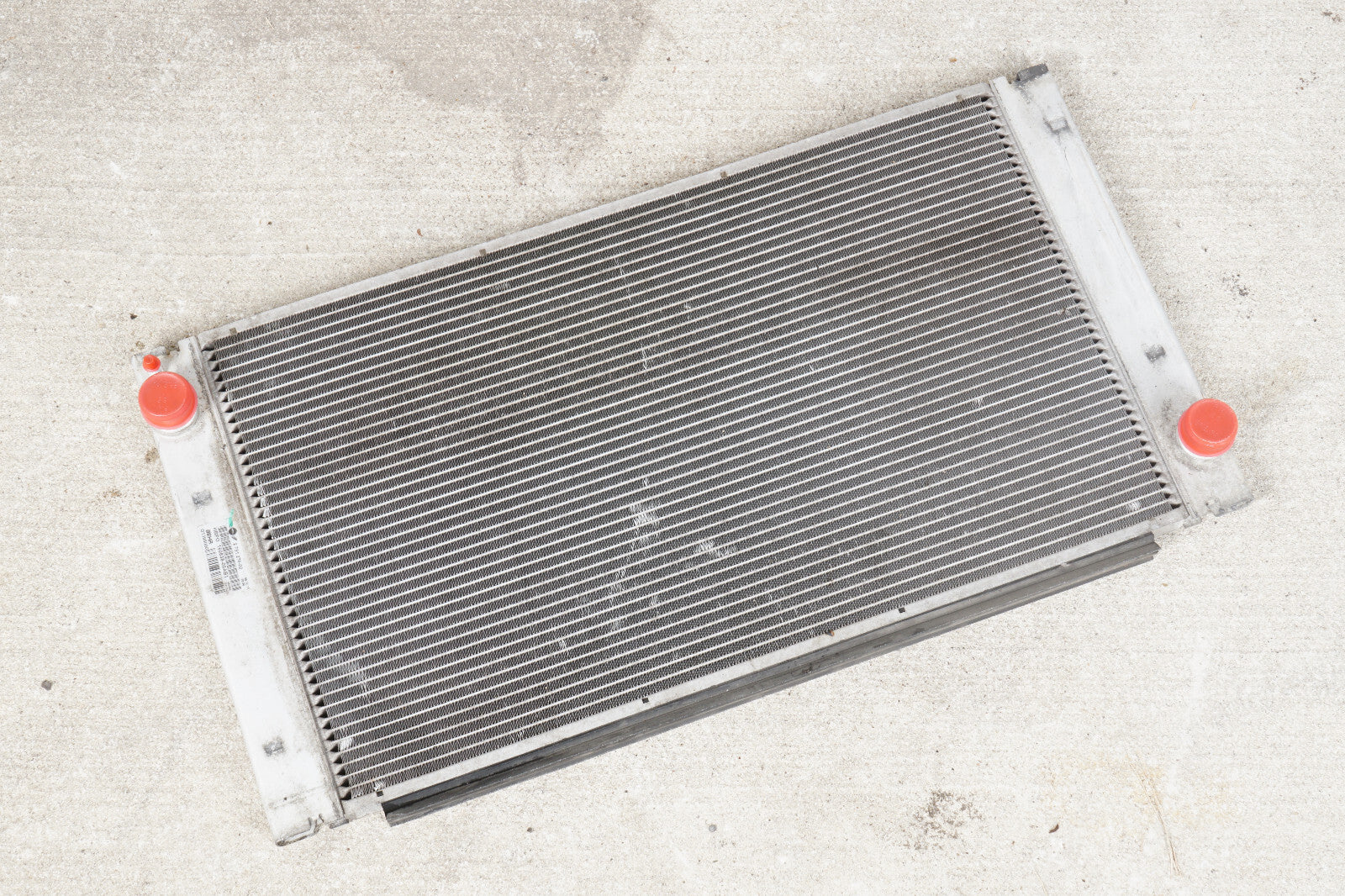 2012 - 2015 MINI COOPER S R57 ENGINE RADIATOR 2751276 OEM