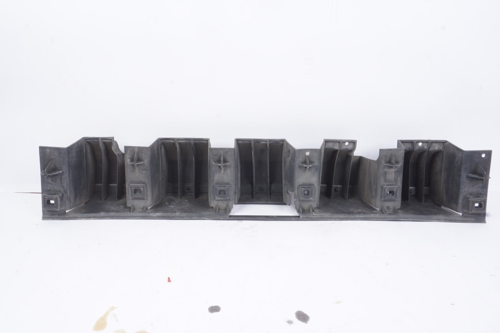 2006 - 2013 VOLVO C70 REAR BUMPER MOUNT BRACKET 09466909 OEM
