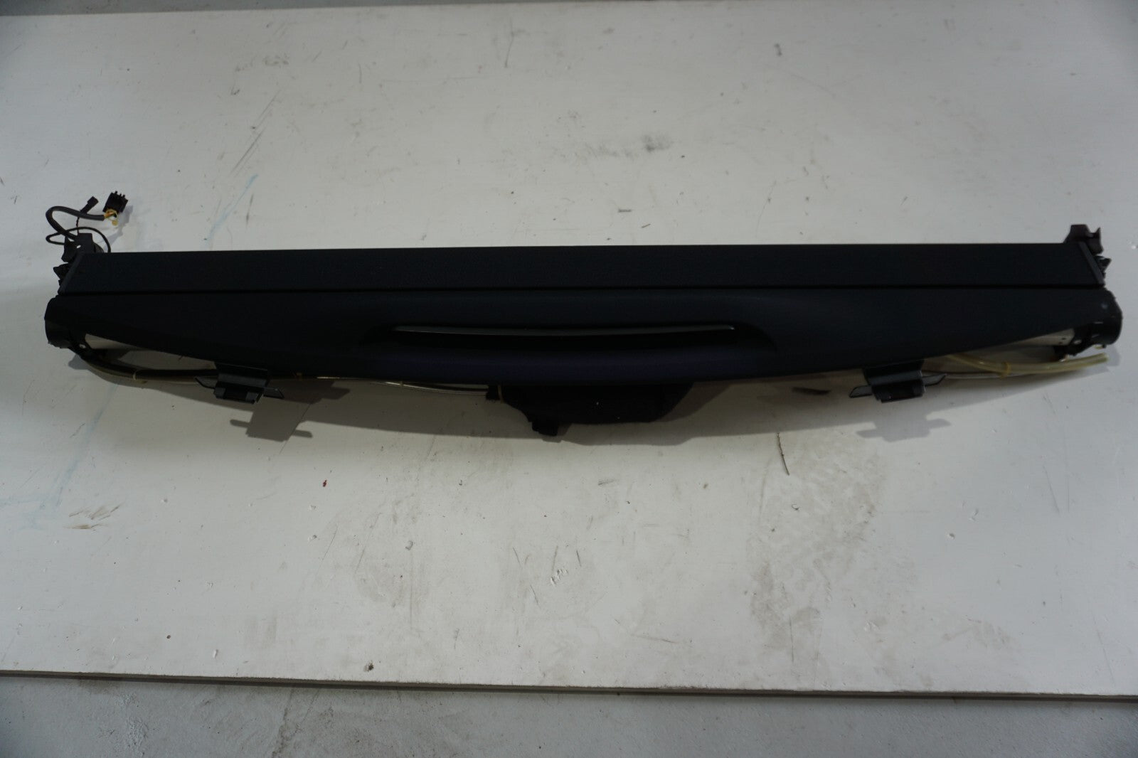 07 - 13 Mercedes W221 S550 S600 Rear Window Sun Shade Screen Roller Blind  OEM