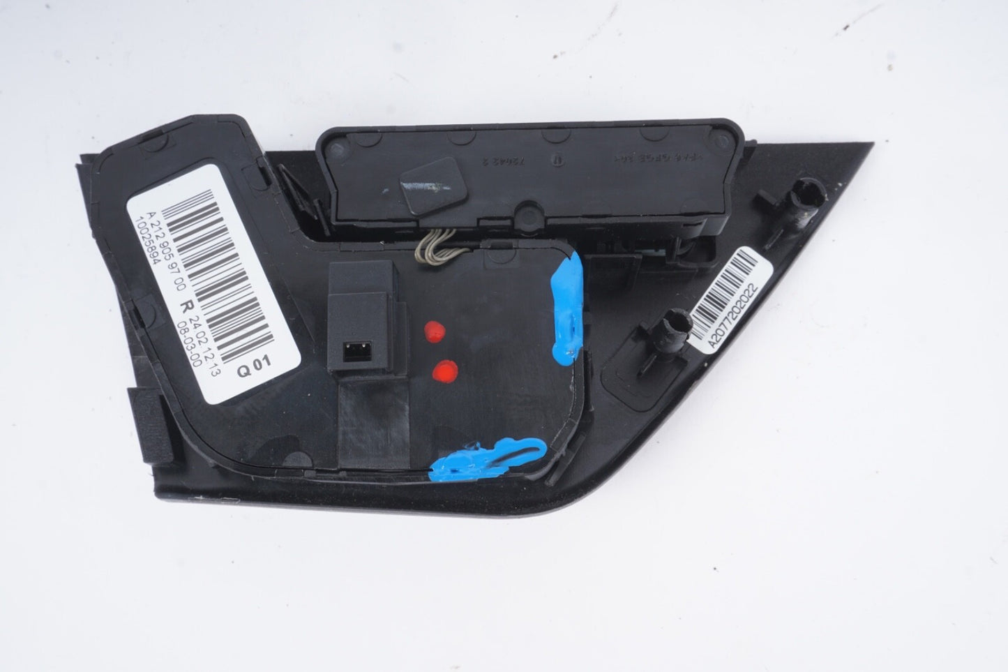 10-13 Mercedes W212 E350 E400 Front Right Side Interior Door Panel Cover Assy