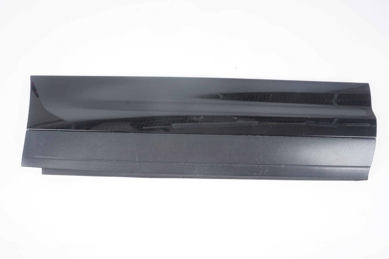 2011-2018 PORSCHE CAYENNE - REAR Right - Lower DOOR Molding / Blade 7P5837788G