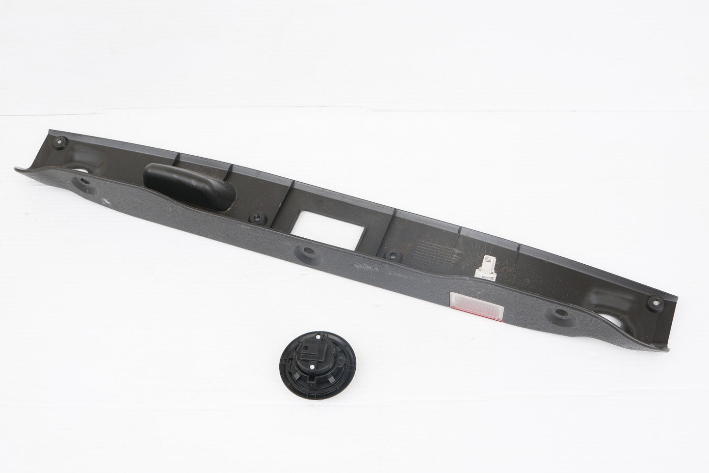 2008 - 2014 MERCEDES-BENZ C300 W204 REAR TRUNK HANDLE TRIM PANEL W/ SWITCH OEM