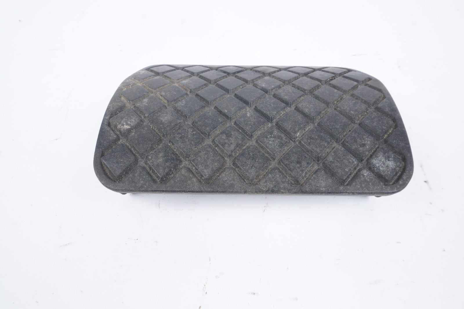 2004  - 2010 Audi A8 A8L Brake Pedal Pad 8D1723173B OEM
