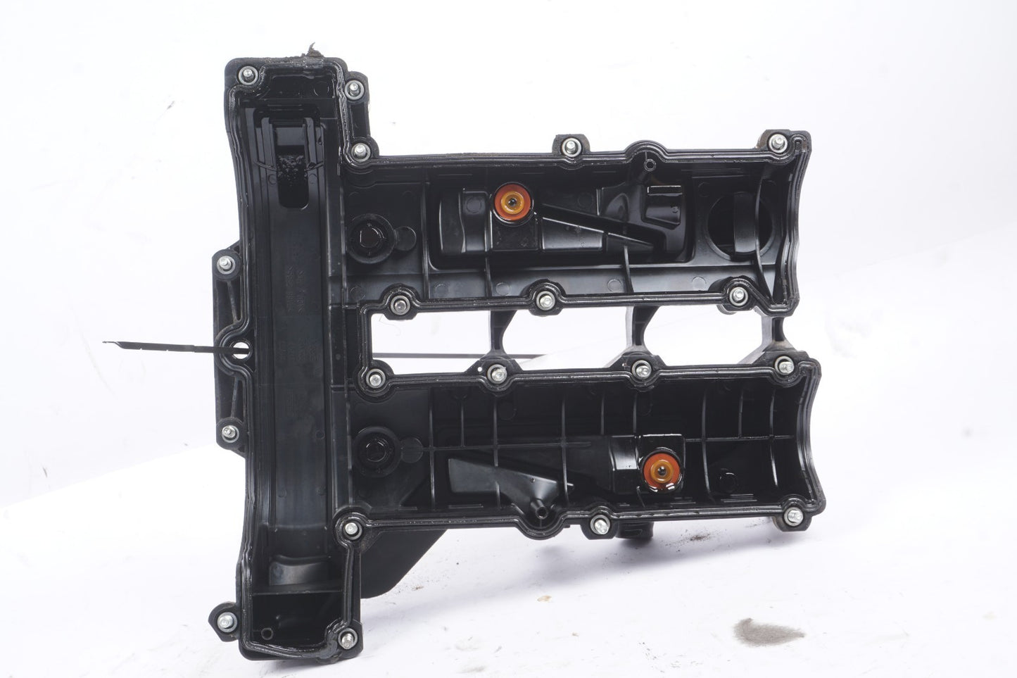 2015 - 2018 FORD FOCUS 1.0L ENGINE VALVE COVER OEM