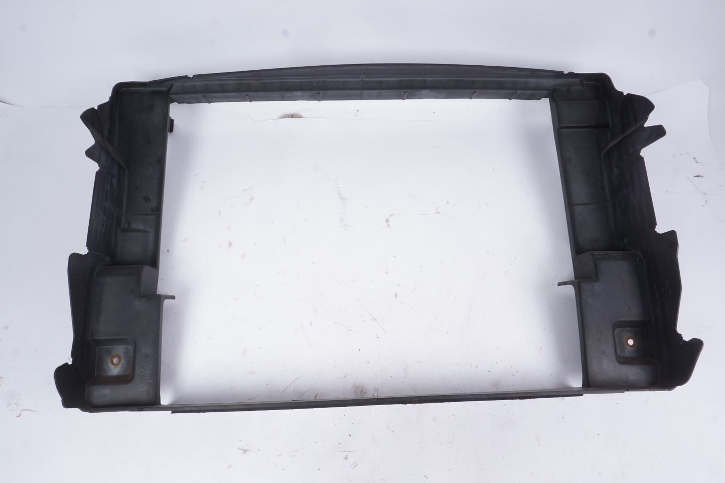 14 - 17 Fiat 500L 1.4l Engine Radiator Support Bracket OEM 36k