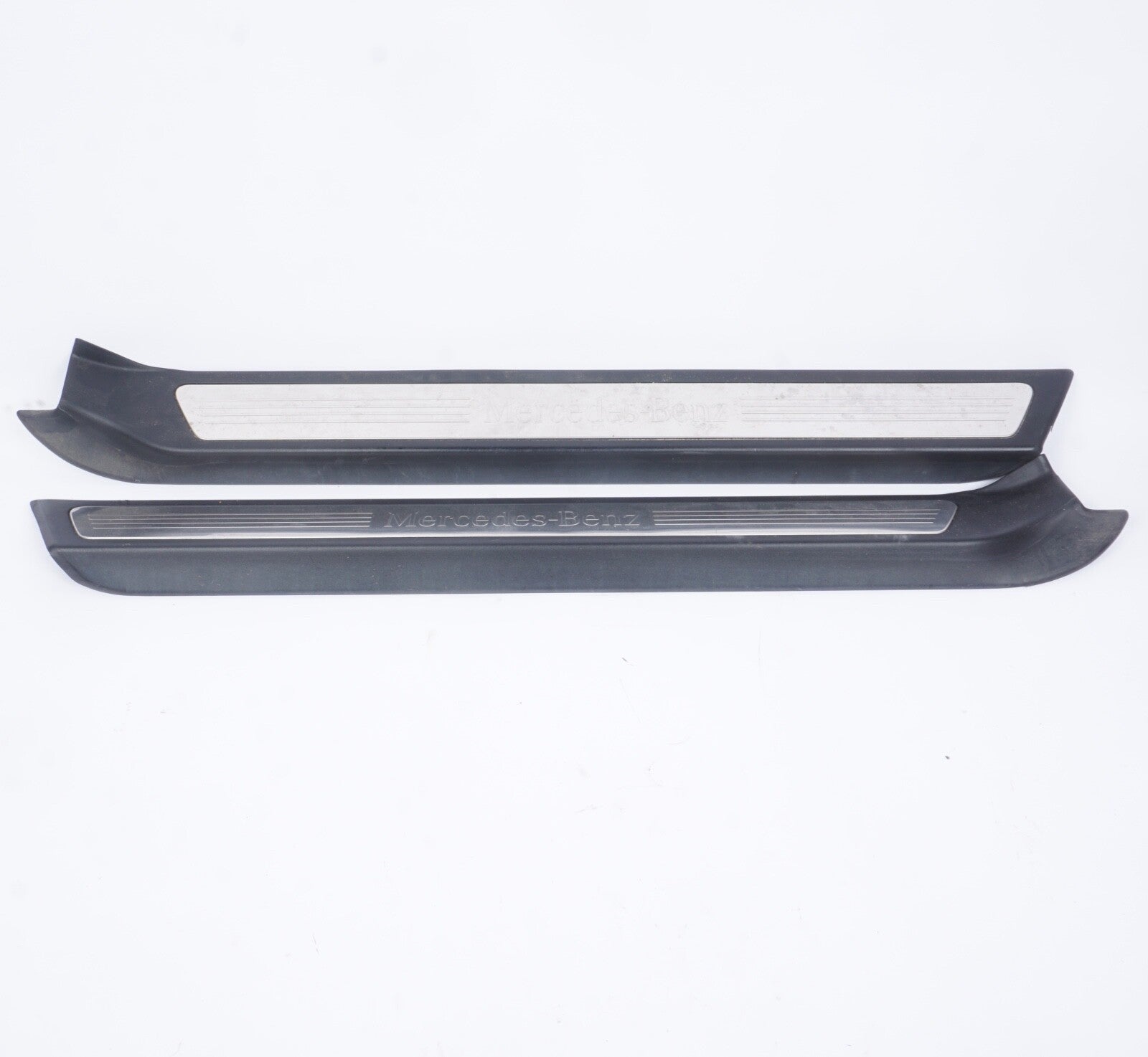 2010 - 2013 Mercedes Benz E Class C207 Door Sill Strip Trim Pair Set Of 2 Oem