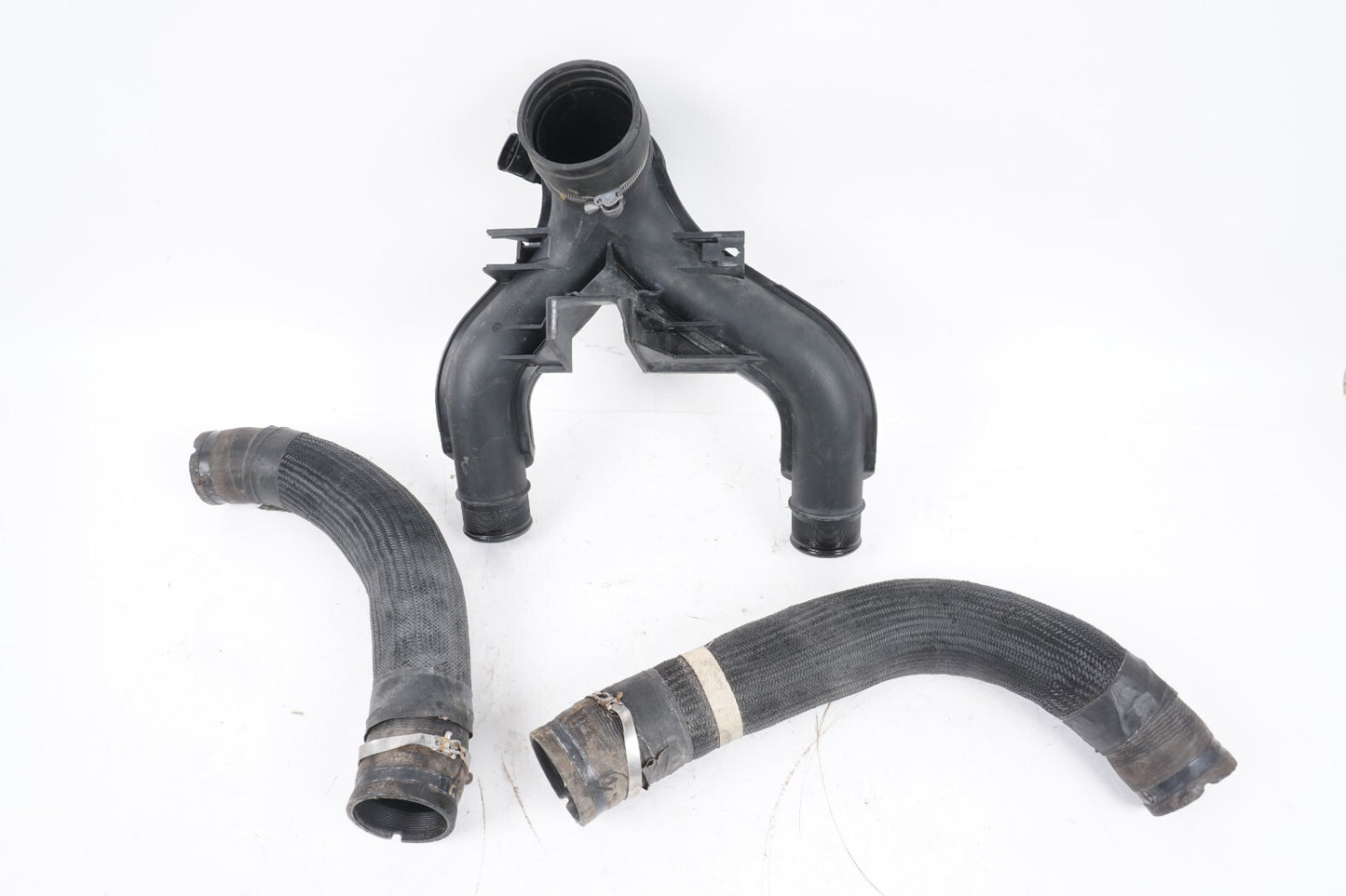 2014 - 2020 MASERATI GHIBLI Air Intake duct tube Duct Hose