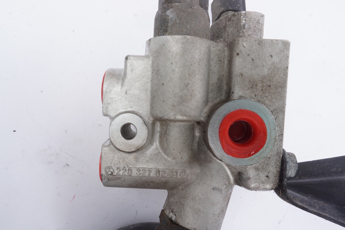 Mercedes R230 SL500 CL500 Pressure Relief Valve ABC Hydraulic Suspension OEM