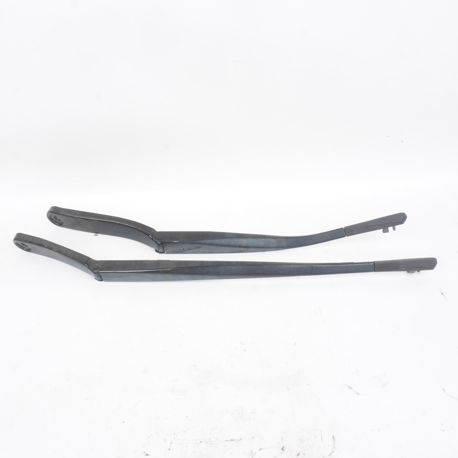 2012  –2017 BMW 650i Wiper Arms Set OEM 61617203156 61617314524