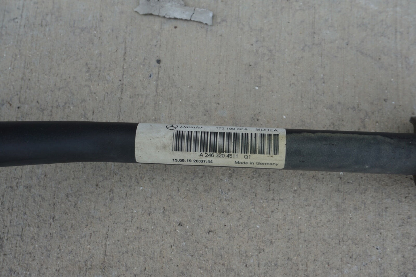 2015-2020 MERCEDES GLA250 X156 4MATIC REAR ANTI ROLL STABILIZER SWAY BAR OEM