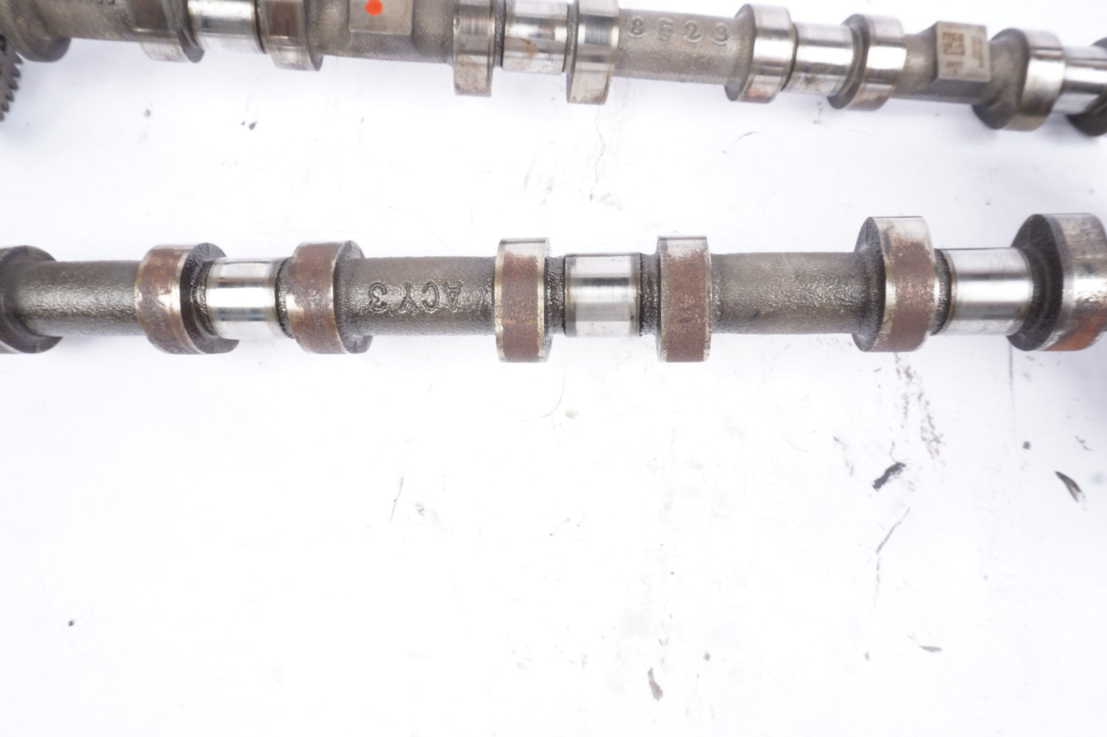 2016 - 2019 NISSAN TITAN 5.0L CUMMINS DIESEL LEFT INTAKE CAMSHAFT OEM