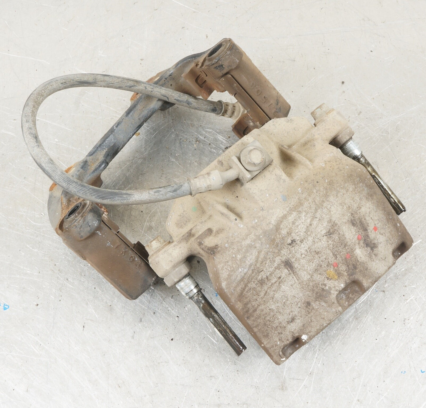 GM Rear Brake Caliper Silverado 1500 Tahoe Yukon REAR RIGHT PASSENGER Side OEM