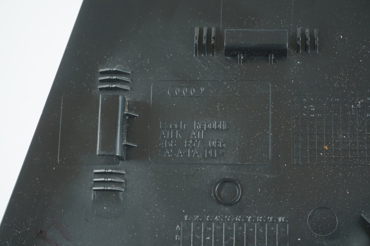2012 - 2018 AUDI A7 DASH END CAP COVER TRIM LEFT & RIGHT SET OEM