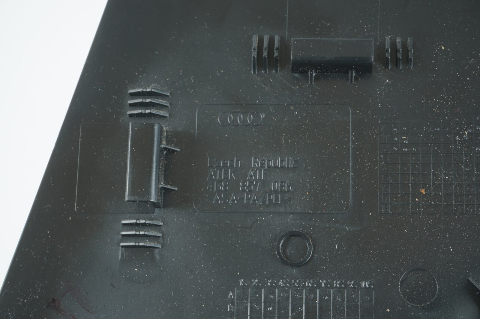 2012 - 2018 AUDI A7 DASH END CAP COVER TRIM LEFT & RIGHT SET OEM