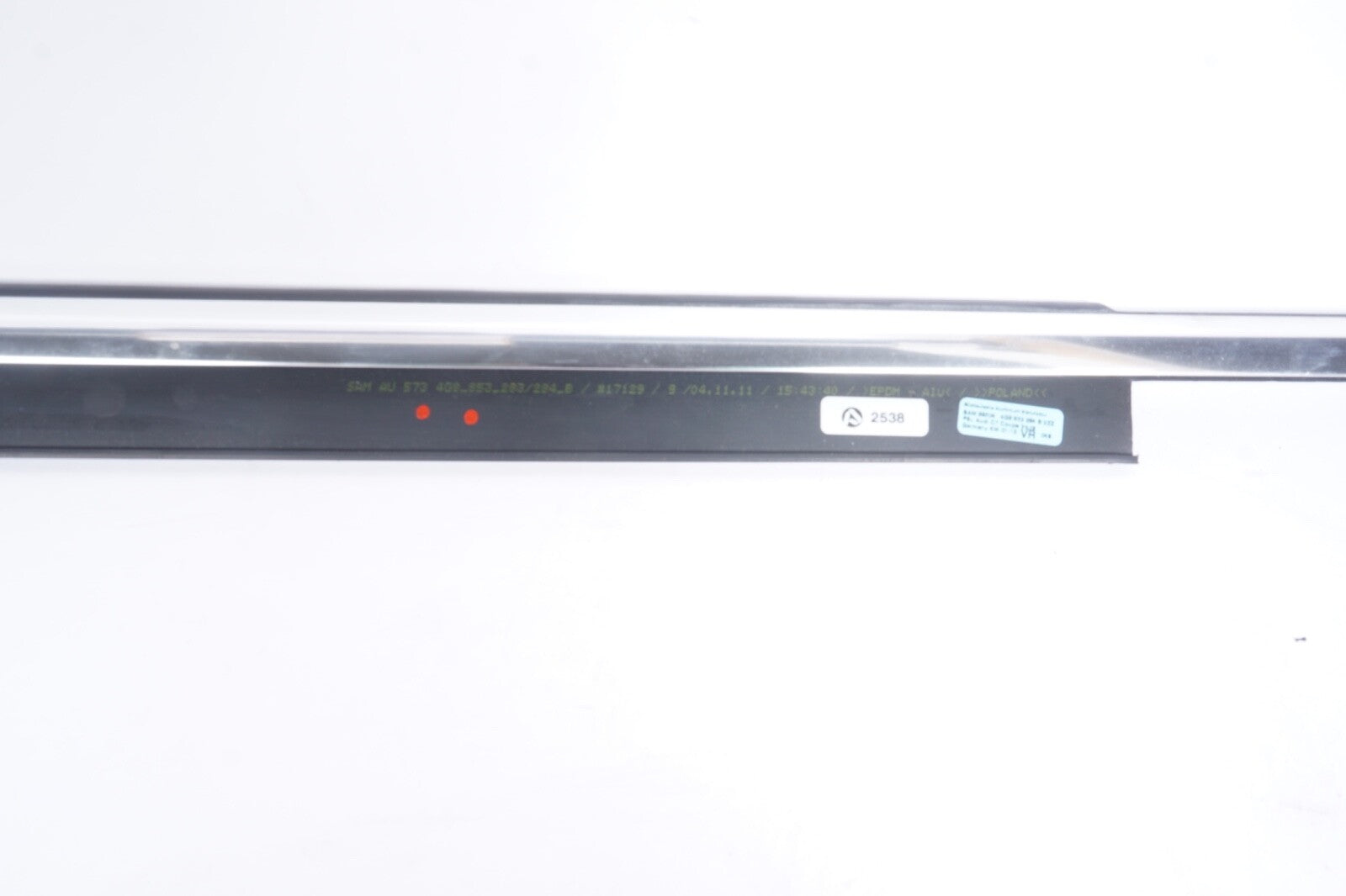 12 - 18 AUDI A7 QUATTRO  Front Right Exterior DOOR / Window SLOT SEAL TRIM