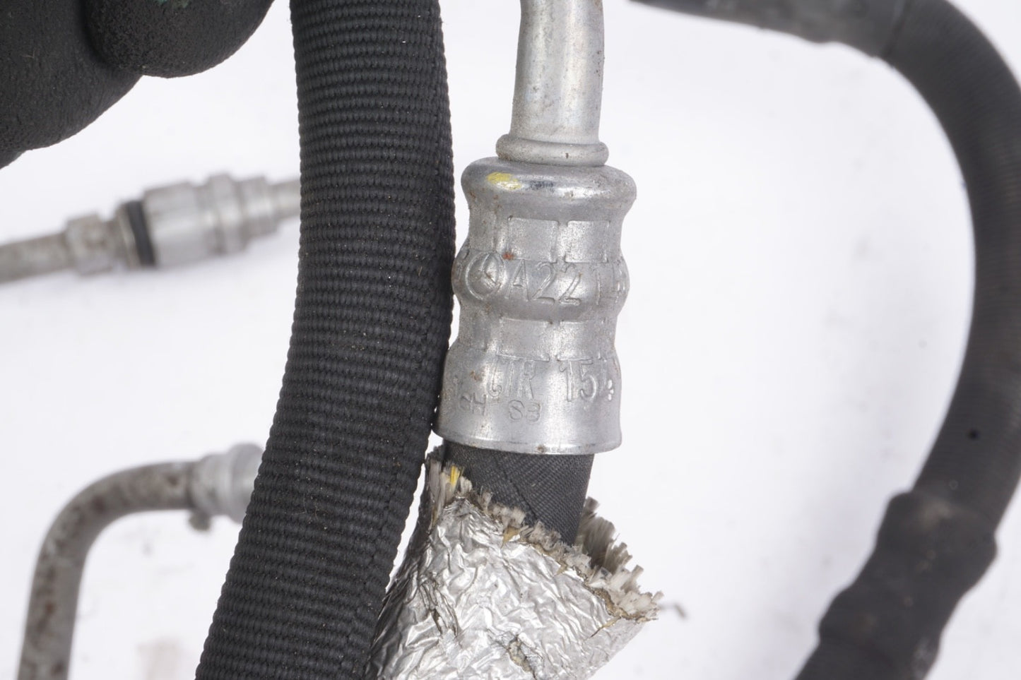 10-2013 mercedes w221 s550 cl550 4MATIC power steering high pressure line pipe