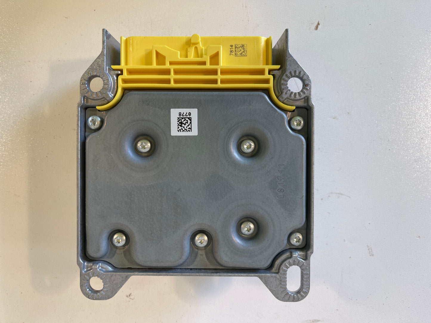 2011-2018 AUDI A8 A8L S8 YAW RATE ESP SENSOR MODULE 4H0907637 OEM