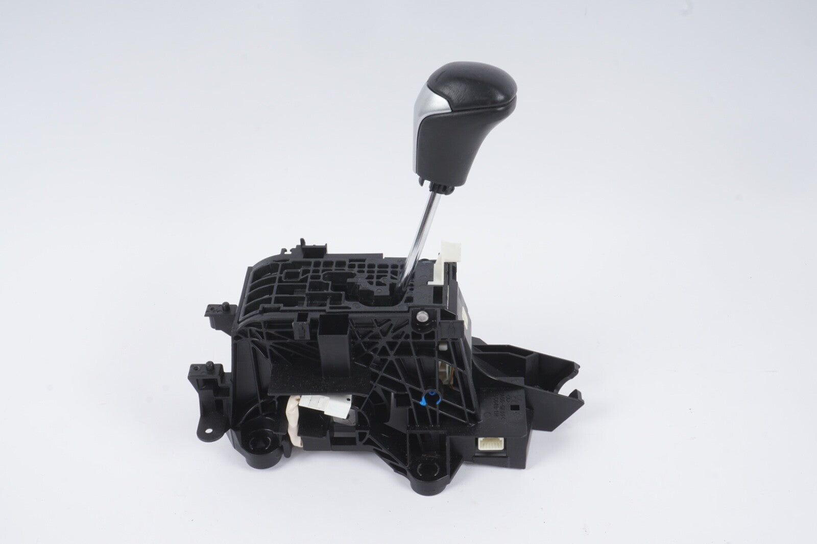 2016-18 TOYOTA HIGHLANDER FLOOR SHIFTER GEAR SHIFT AUTOMATIC 75C648LH OEM #P2-1
