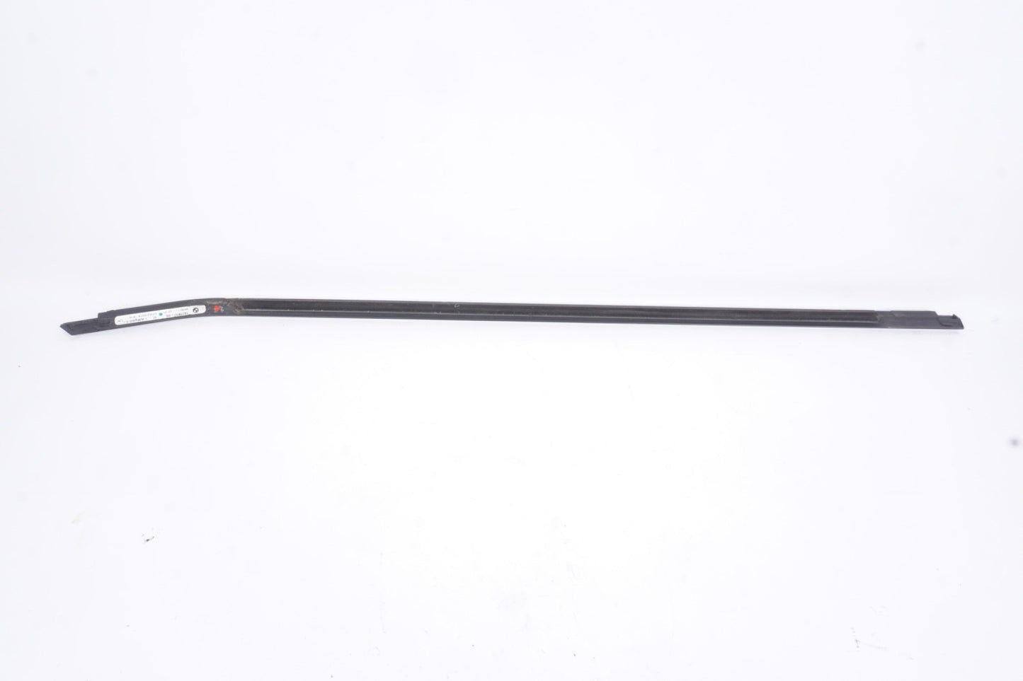 2016 - 2023 BMW X2 F39 FRONT LEFT DRIVER SIDE DOOR WINDOW BELT MOLDING OEM
