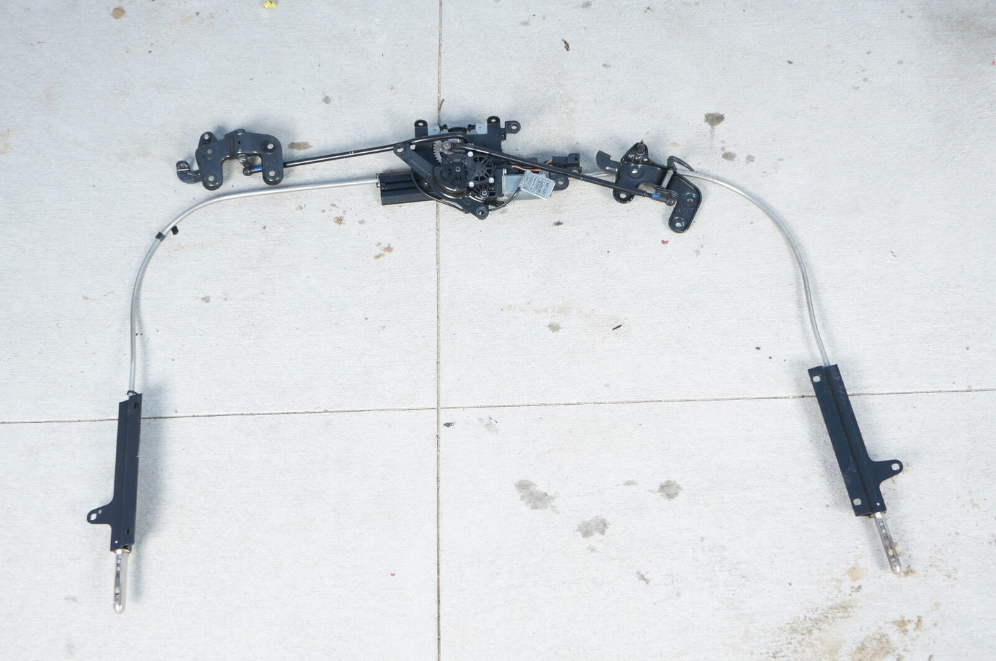 06-11 BMW E93 325I 328I 335i M3 Convertible Top Roof Lift Motor Drive Unit Latch