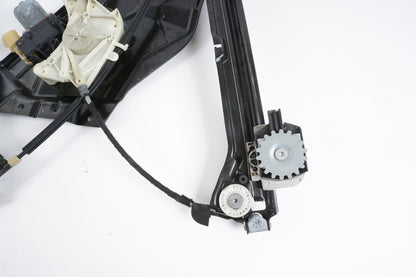 2014-2019 MASERATI GHIBLI FRONT RIGHT PASSENGER WINDOW REGULATOR & MOTOR OEM