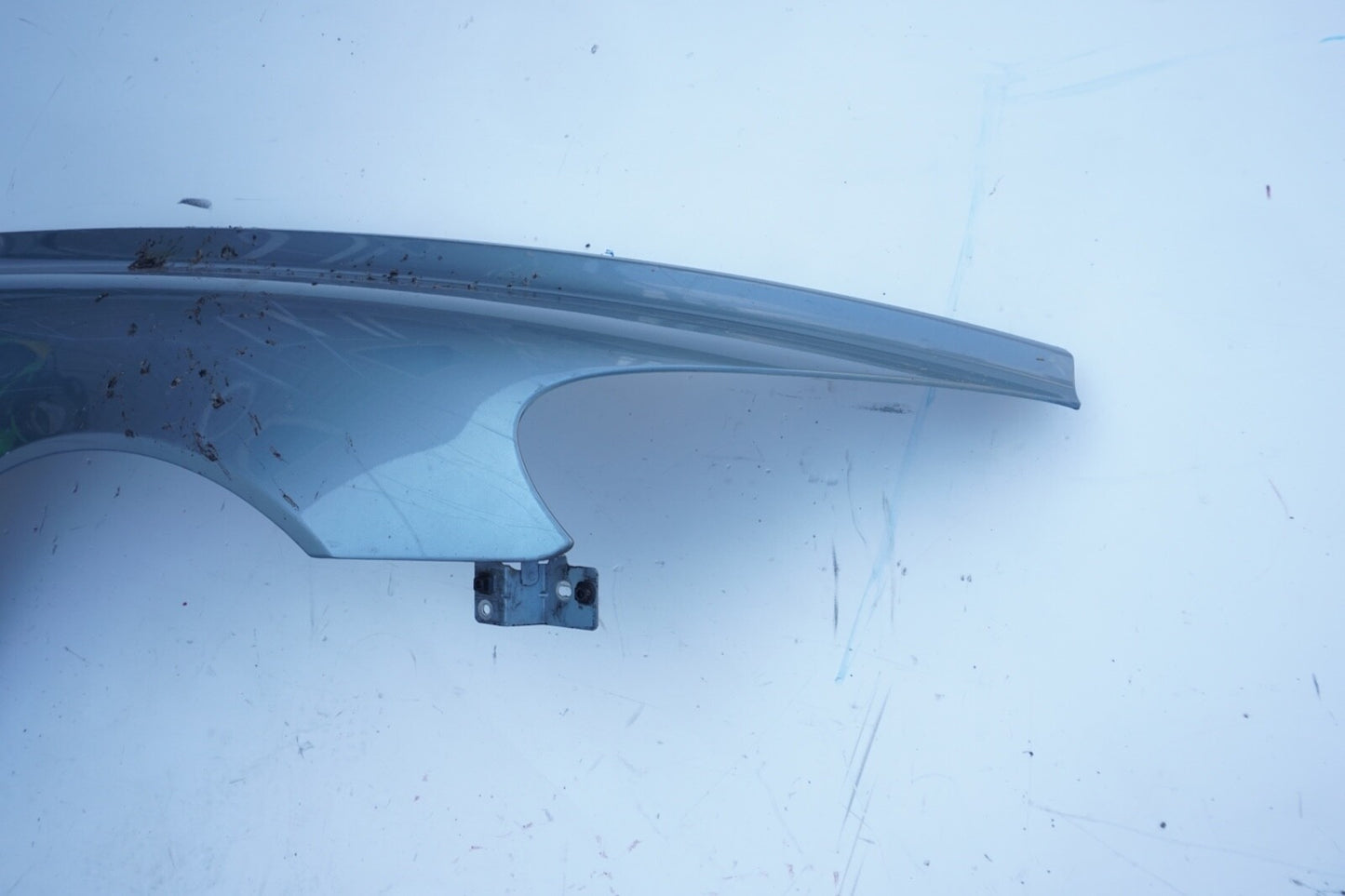 2006 - 2013 Volvo C70 Right Passenger Side Fender Cover