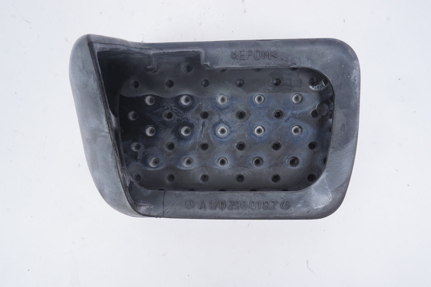 10-17 Mercedes W207 E350 E550 Brake Pedal Pad 1702900182 OEM