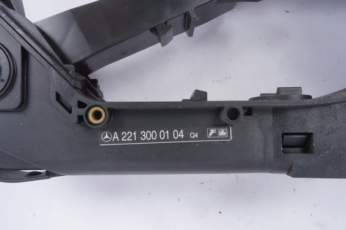 10-14 Mercedes W221 S400 CL550 S63 AMG Gas Accelerator Brake Pedal OEM