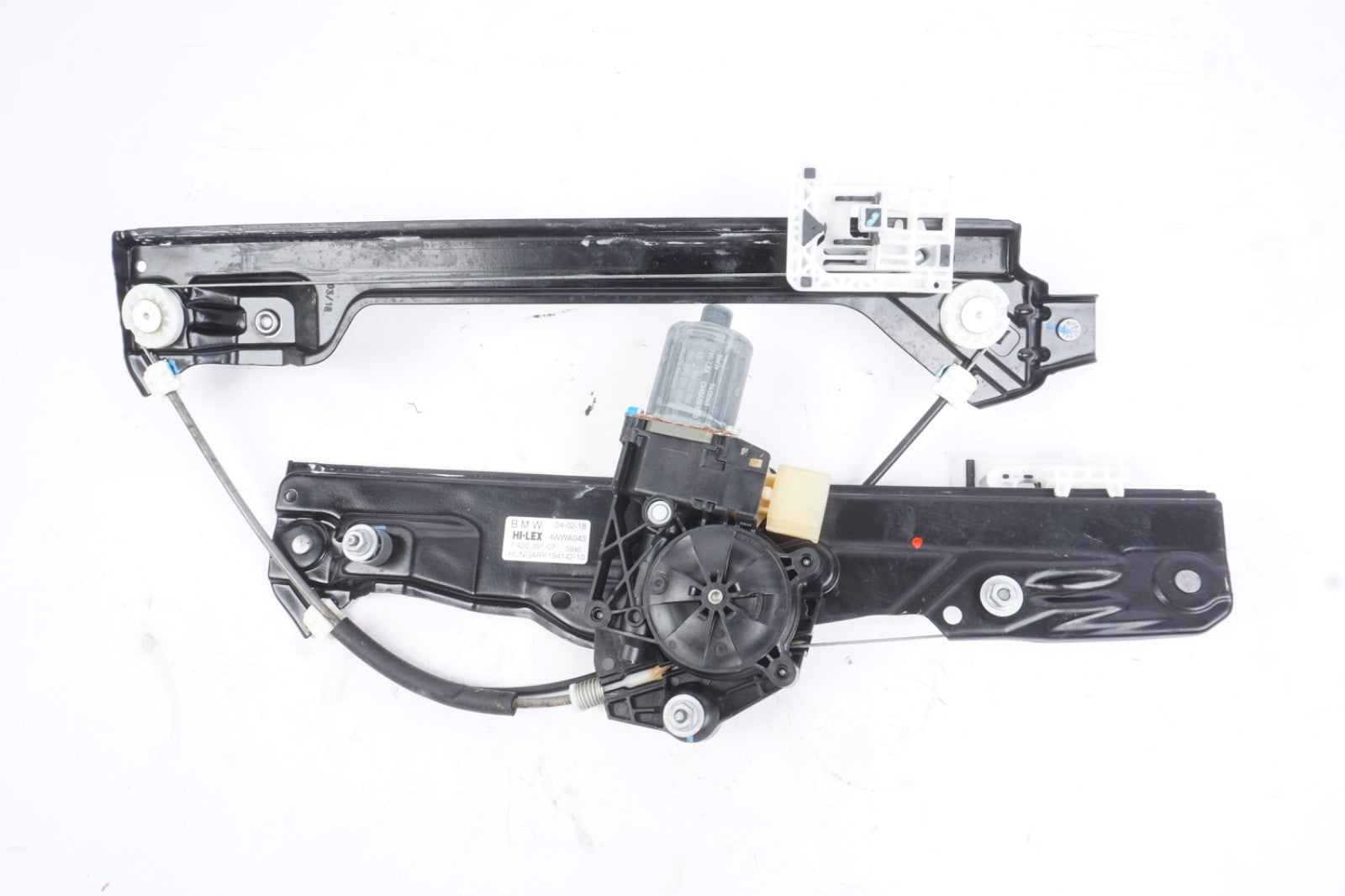 2018-2023 BMW X2 F39 LEFT FRONT SIDE DOOR WINDOW REGULATOR OEM 7420391