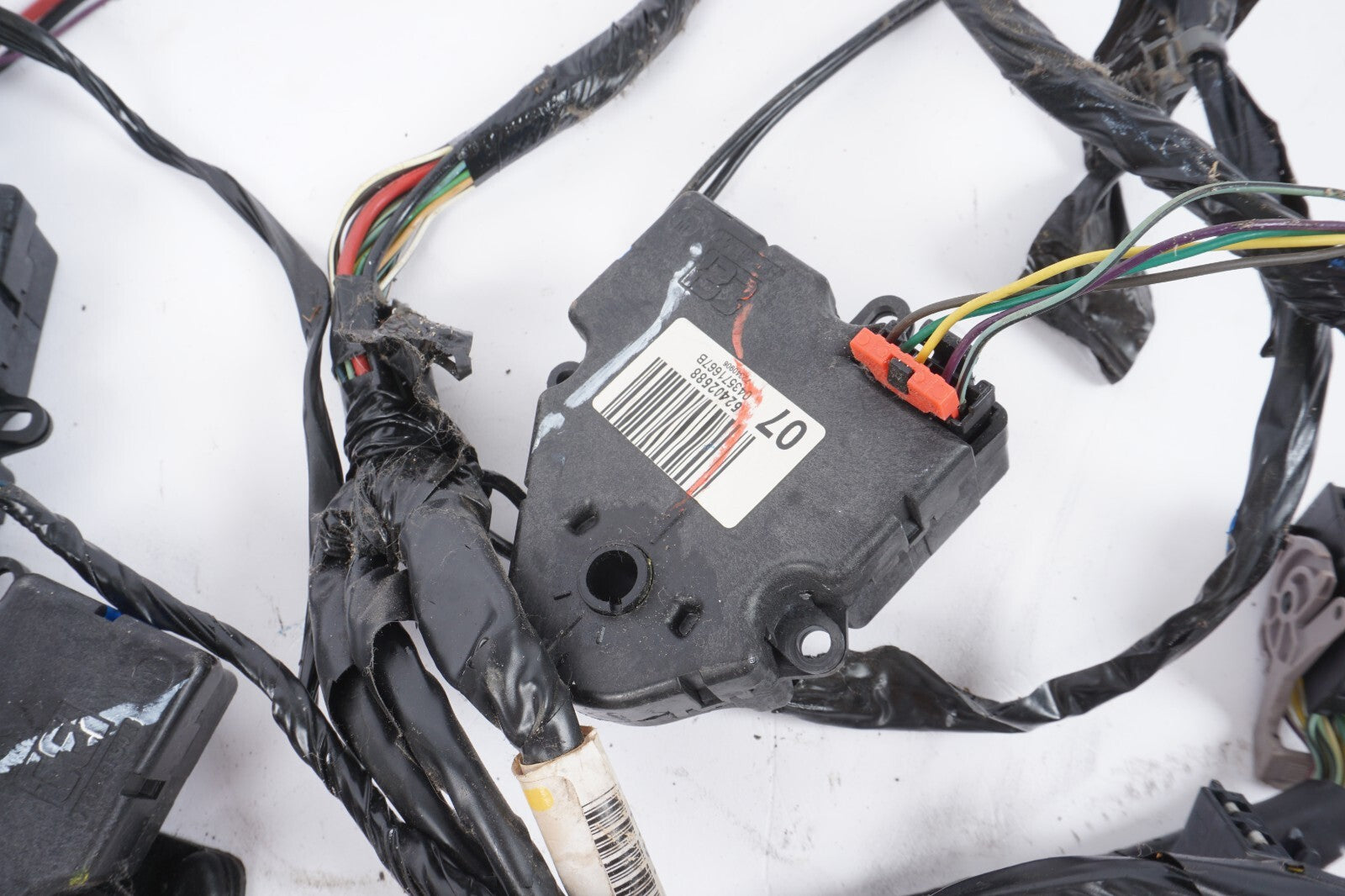 2007-13 Suburban Yukon Tahoe Ac Vent Flap Motor Actuator w/ Wire Harness OEM
