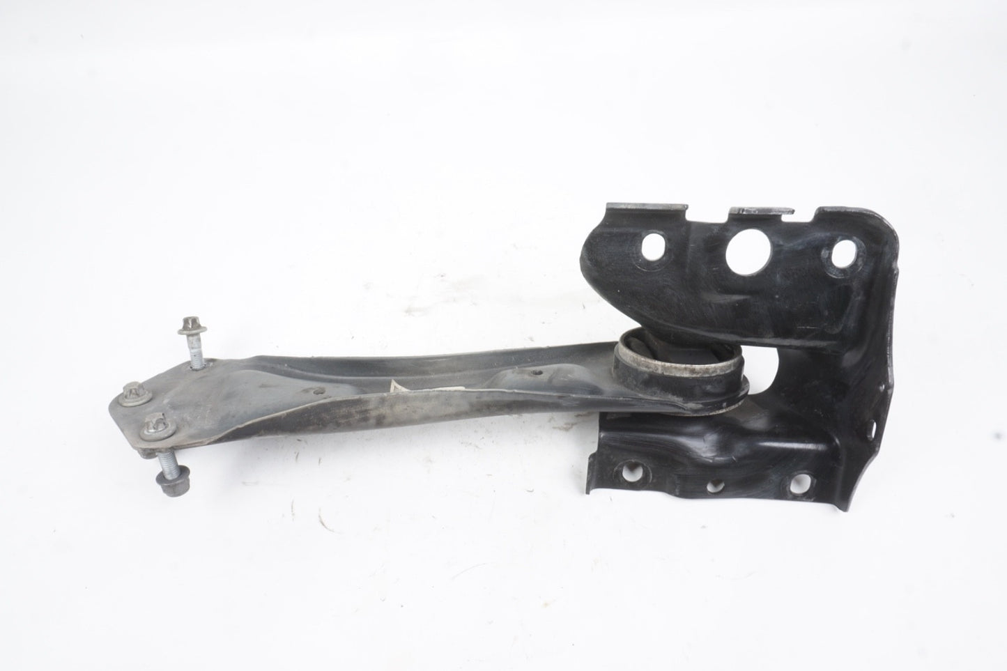 2022 - 2024 MERCEDES EQB OEM REAR LEFT LOWER TRAILING CONTROL ARM
