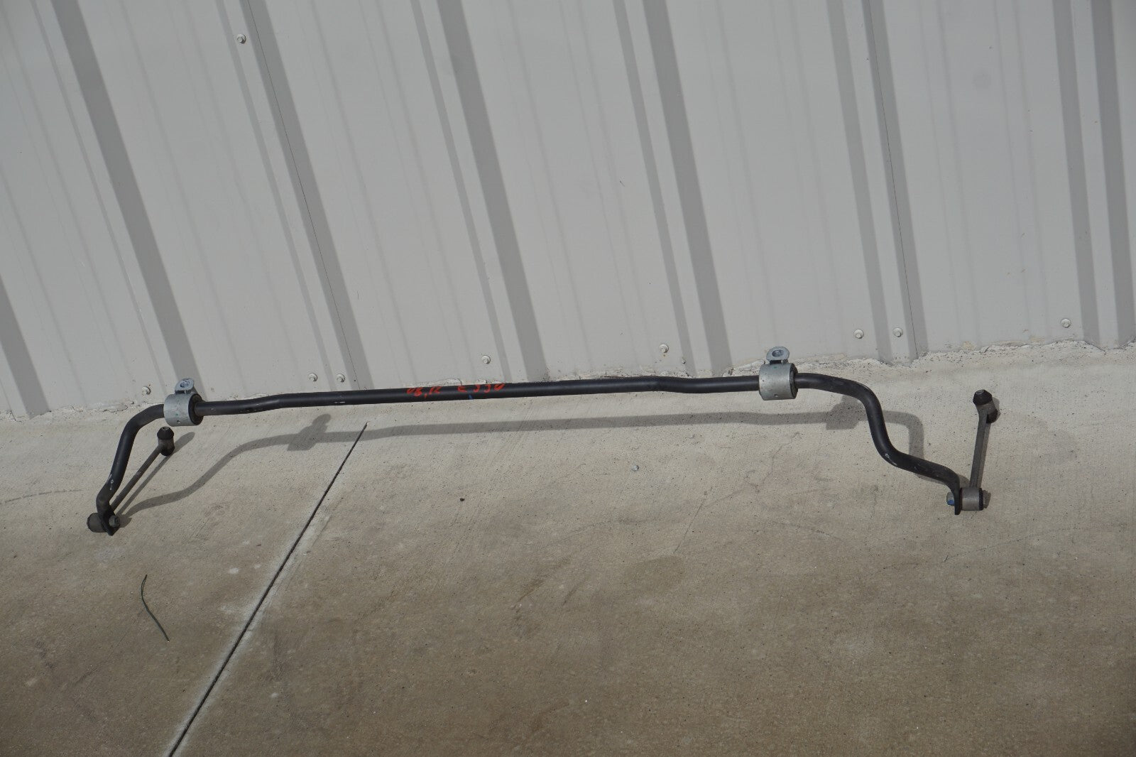 10-17 Mercedes W207 E350 E550 RWD Rear Anti Roll Sway Bar Stabilizer OEM