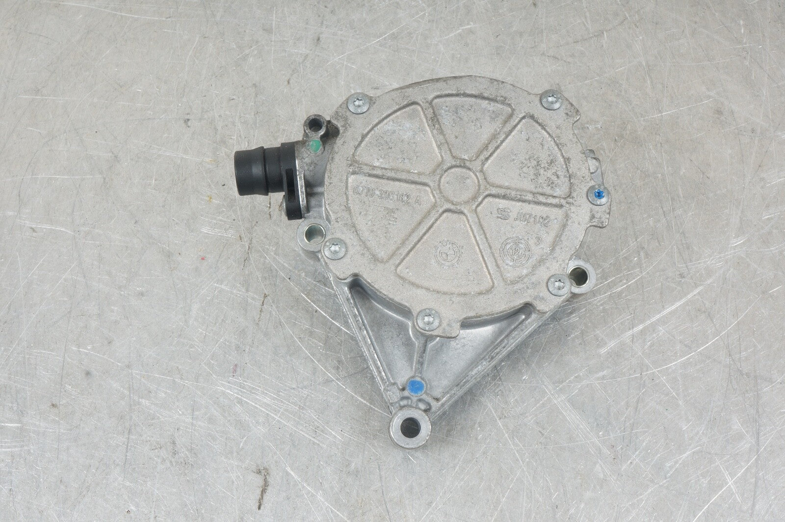 12-18 BMW F30 328i 228i 428i 528i X1 X3 X4 X5 Z4 ENGINE MOTOR VACUUM PUMP OEM