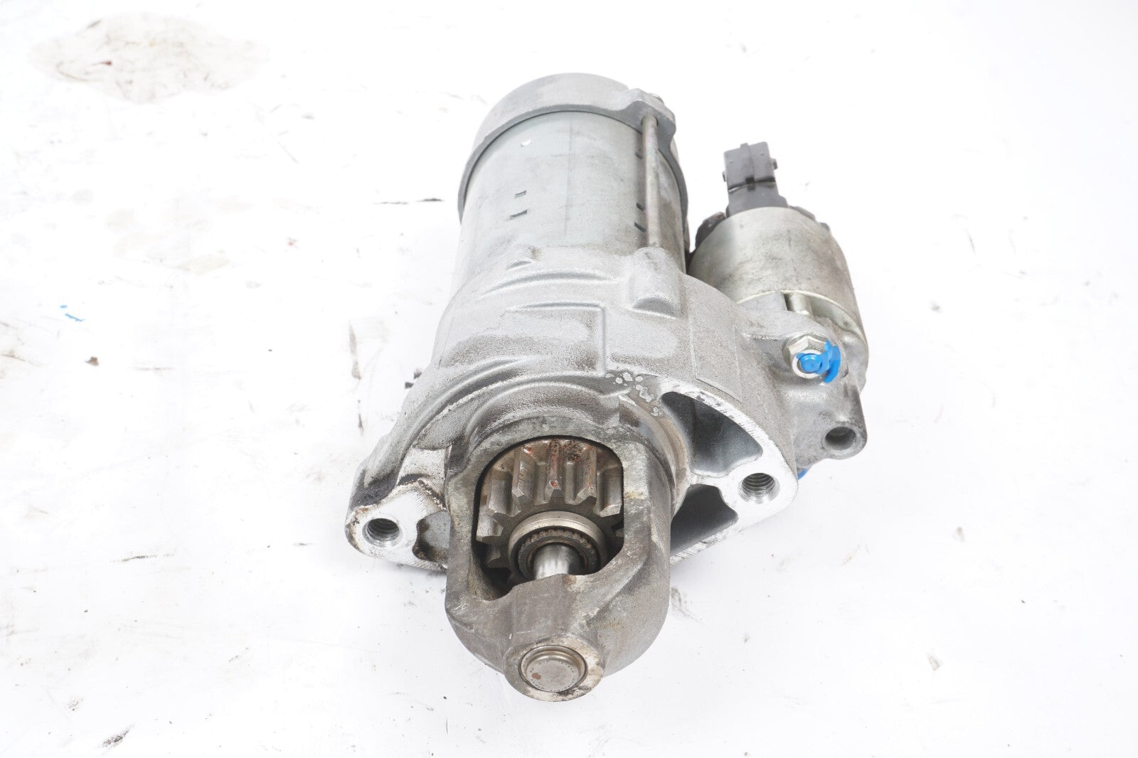13 - 18 BMW 550I 650I 4.4L N63TU Starter Motor 7612815 OEM