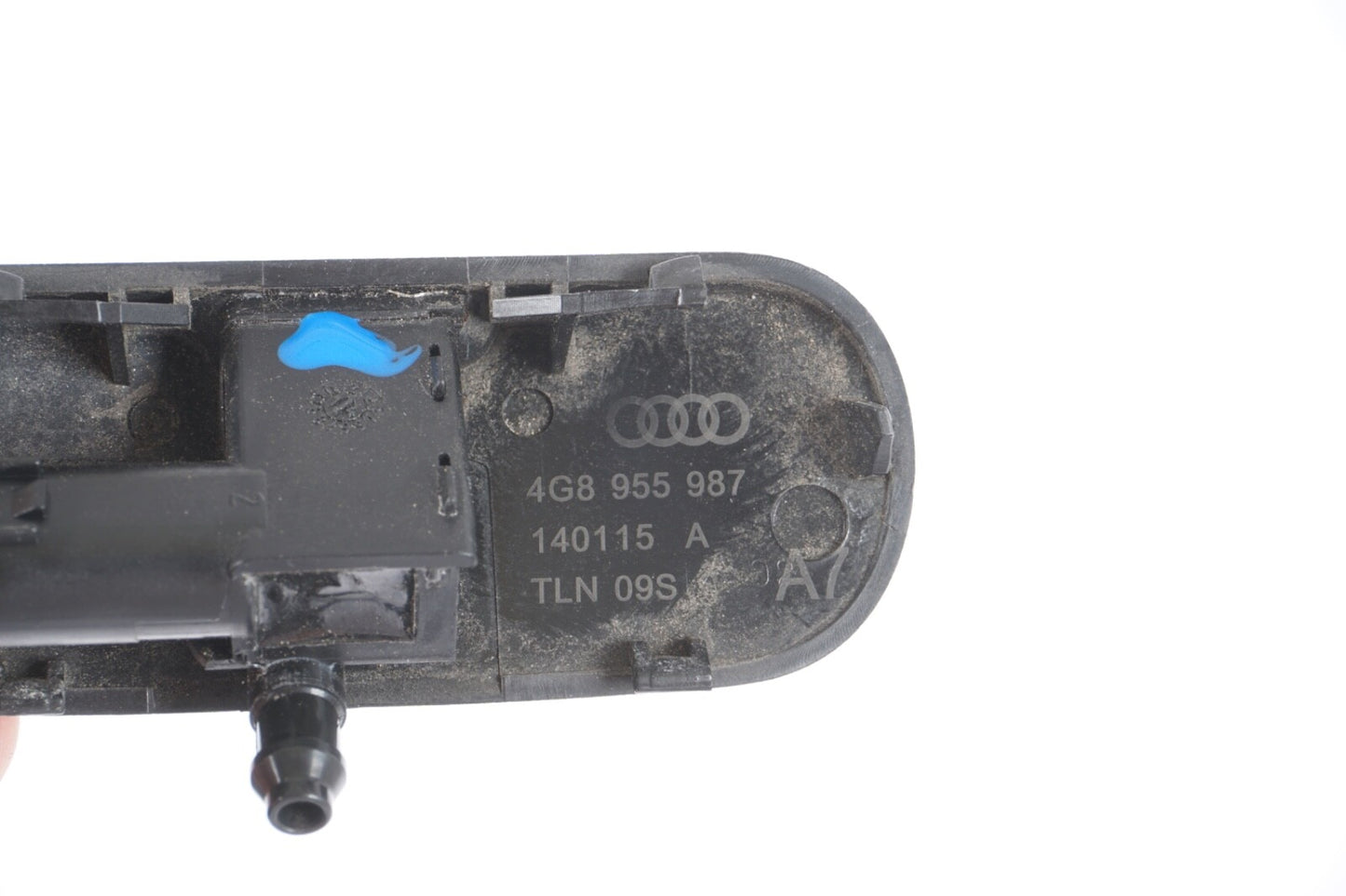 2012 - 2018 AUDI A7 WINDSHIELD WASHER SPRAYER JET NOZZLE LEFT & RIGHT OEM