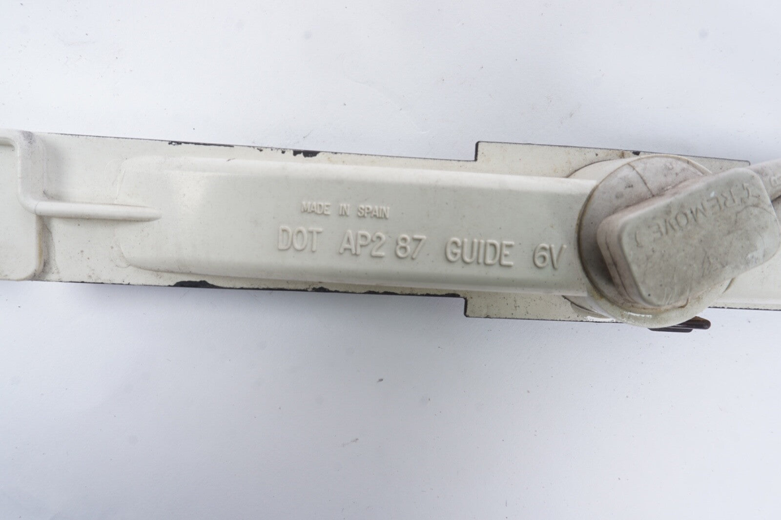 1987-1992 CADILLAC ALLANTE CONVERTIBLE FRONT BUMPER SIDE MARKET LIGHT