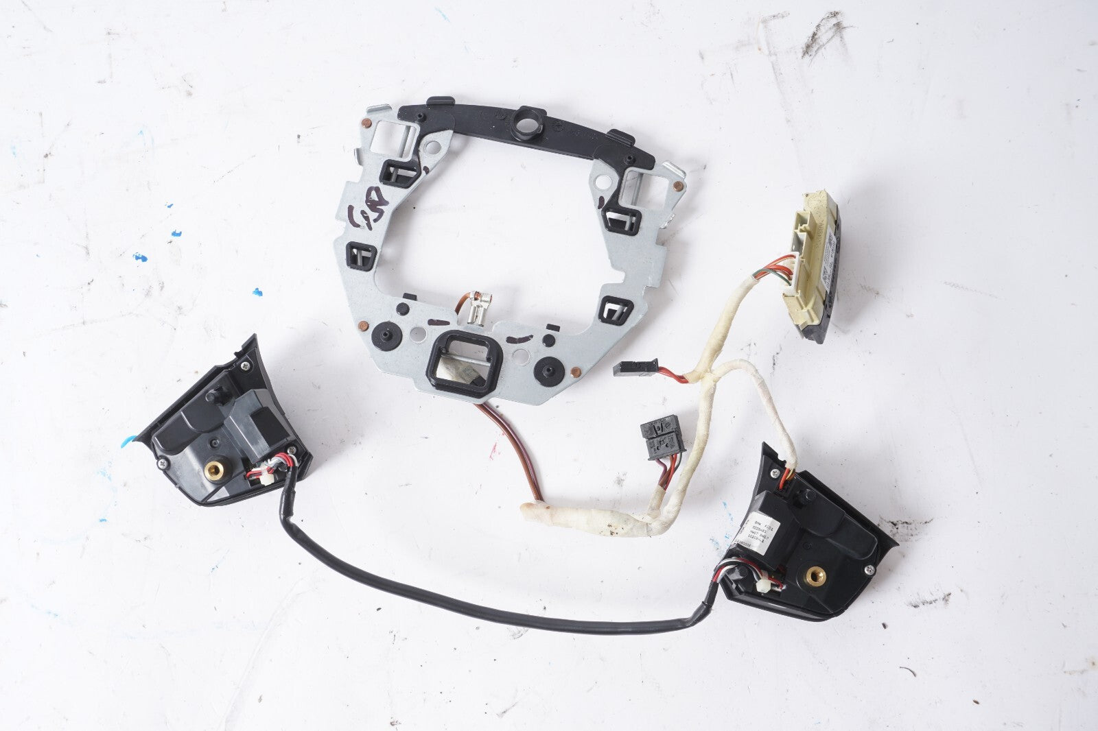 2010-2017 BMW 535I 550I GT F07 STEERING WHEEL SWITCHES  OEM