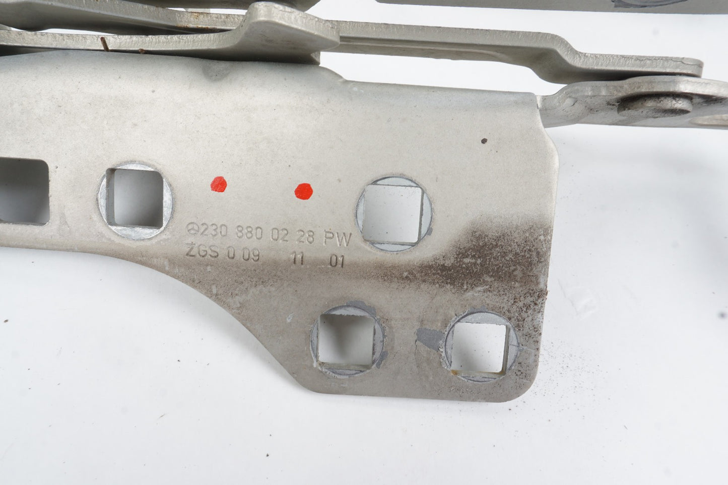2003 - 2012 Mercedes SL55 SL500 SL550 Hood Hinge Set Left Right Support Bracket