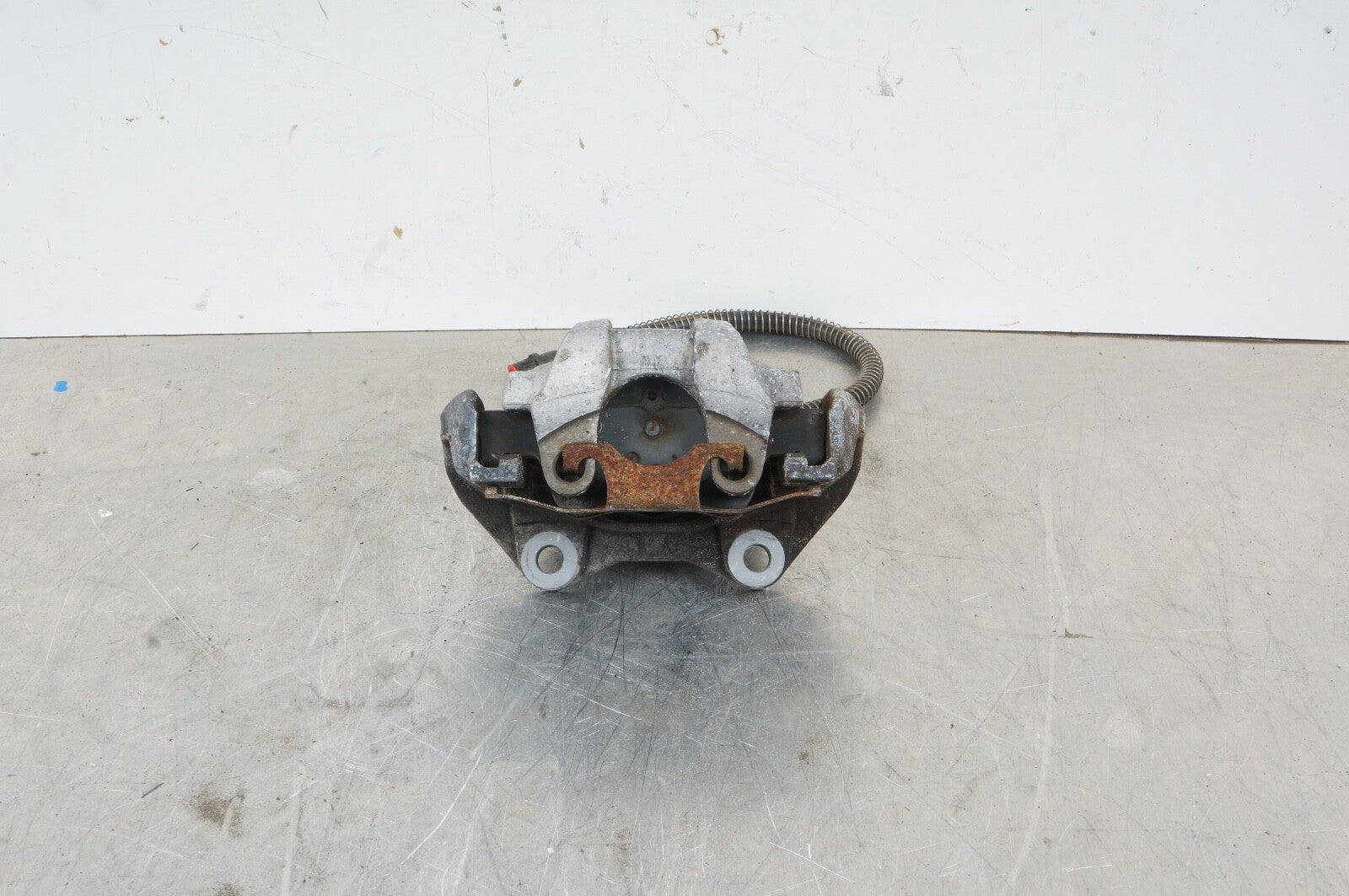 07-09 Mercedes W221 S550 CL550 Rear Left Driver Side Brake Caliper OEM