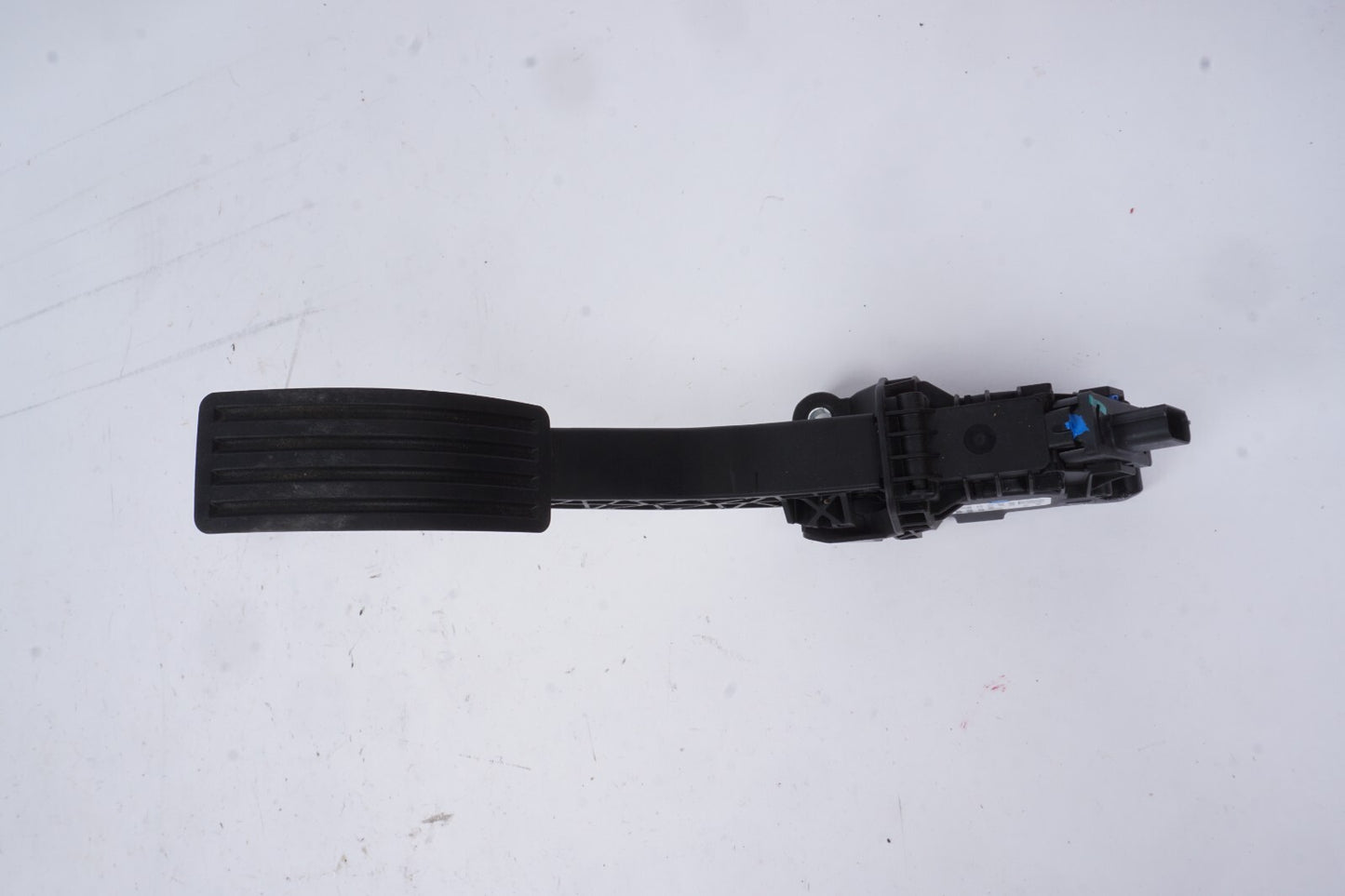 2021 - 2023 Polestar 2 Gas Pedal Accelerator 32264188 OEM