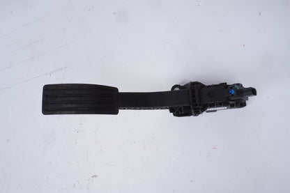 2021 - 2023 Polestar 2 Gas Pedal Accelerator 32264188 OEM