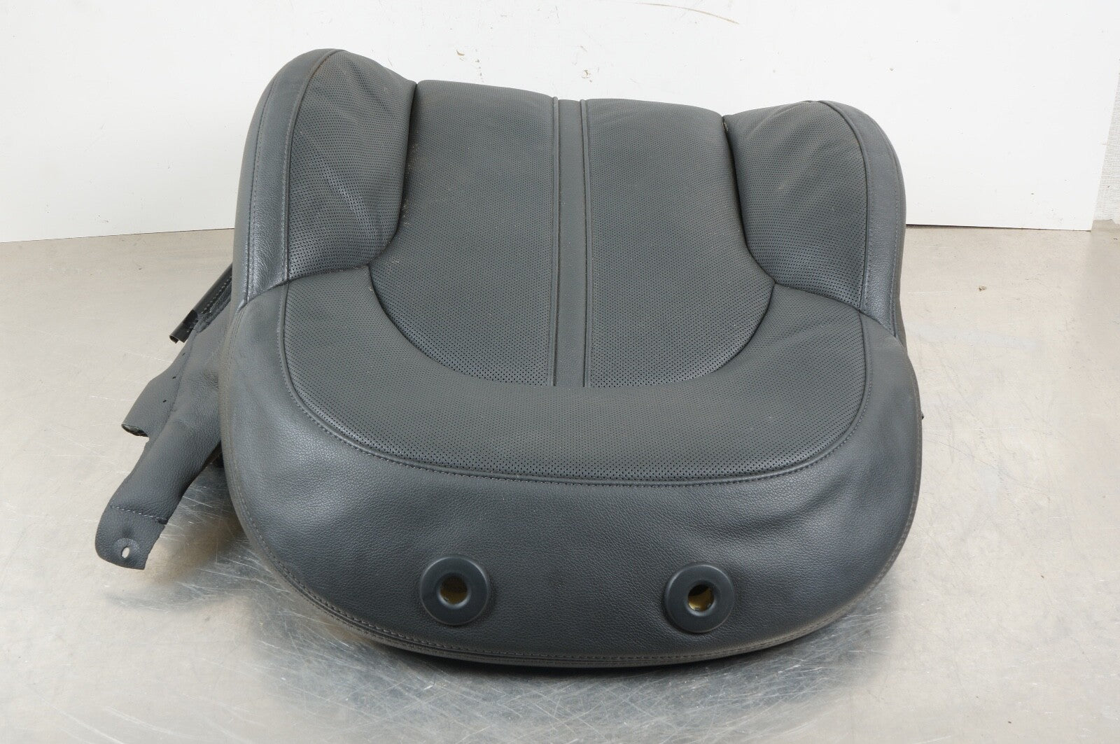 11-18 AUDI D4 A8 A8L QUATTRO FRONT UPPER CUSHION SEAT RIGHT PASSENGER OEM