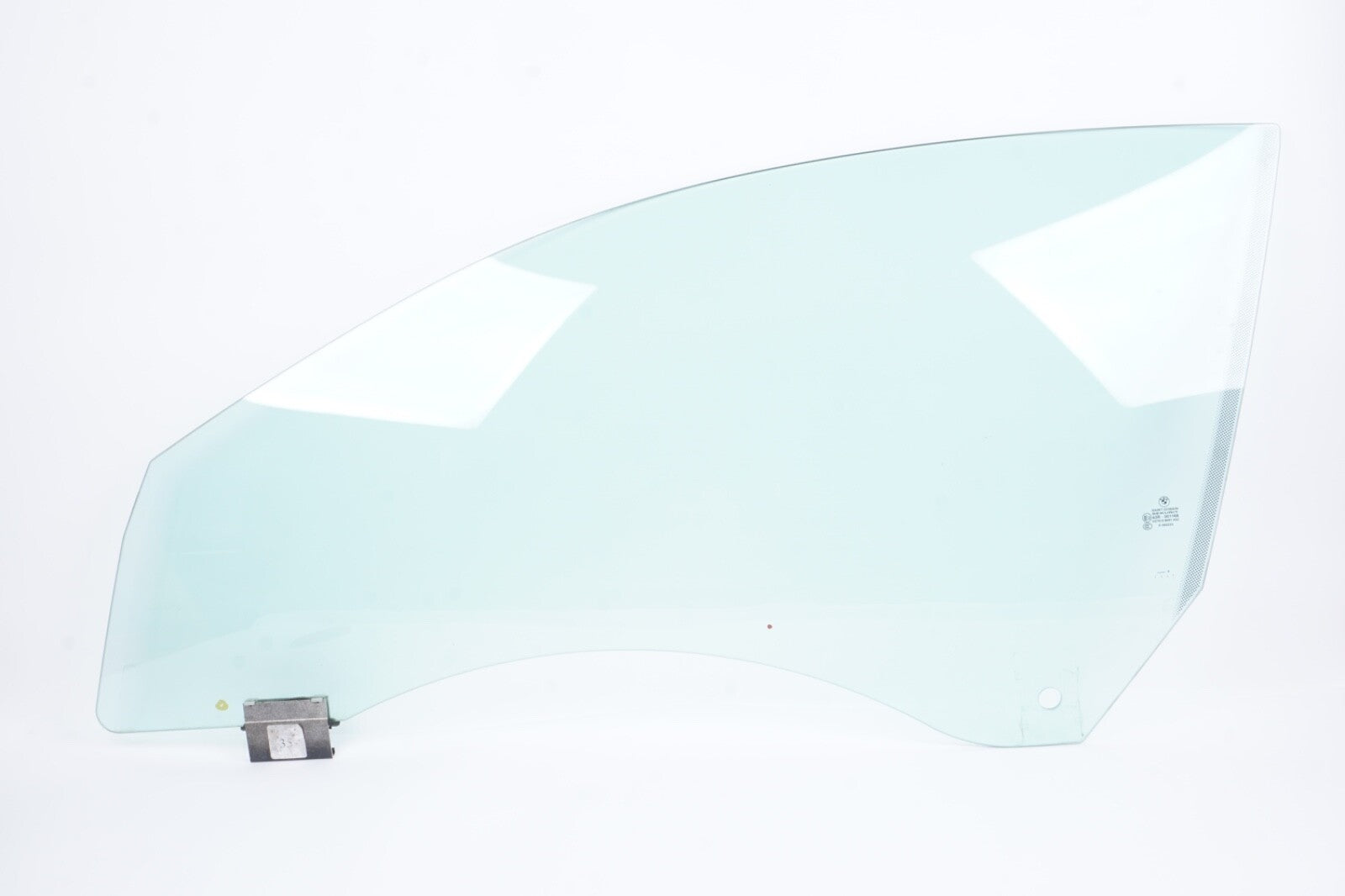 06-10 BMW 650 M6 04-05 BMW 645 Driver Left Side Front Door Window Glass