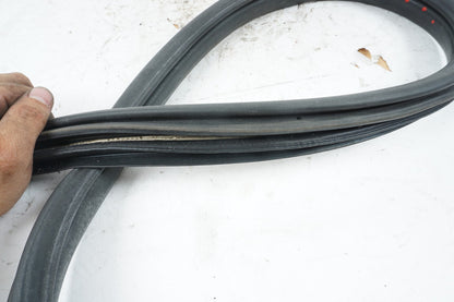 11 - 17 HONDA ODYSSEY REAR RIGHT PASS SIDE DOOR ON BODY WEATHERSTRIP SEAL  OEM