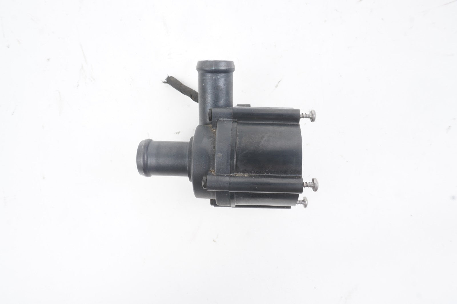 2011-2018 Audi A8 Auxiliary Electric Water Pump 059121012A  OEM