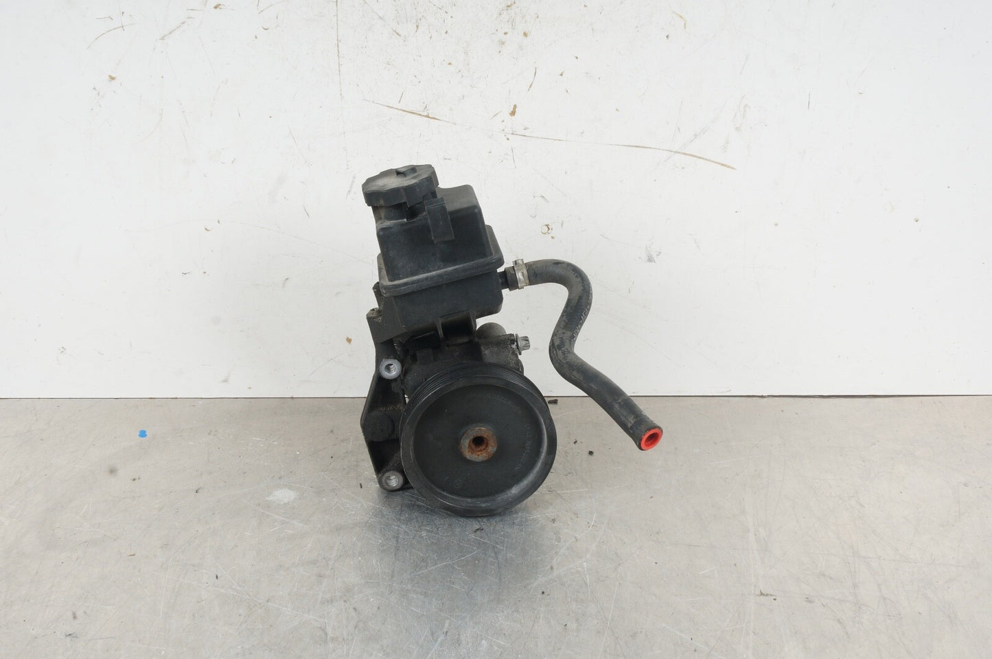 10-16 Mercedes W204 C230 W212 E350 Power Steering Pump 0064666401 OEM