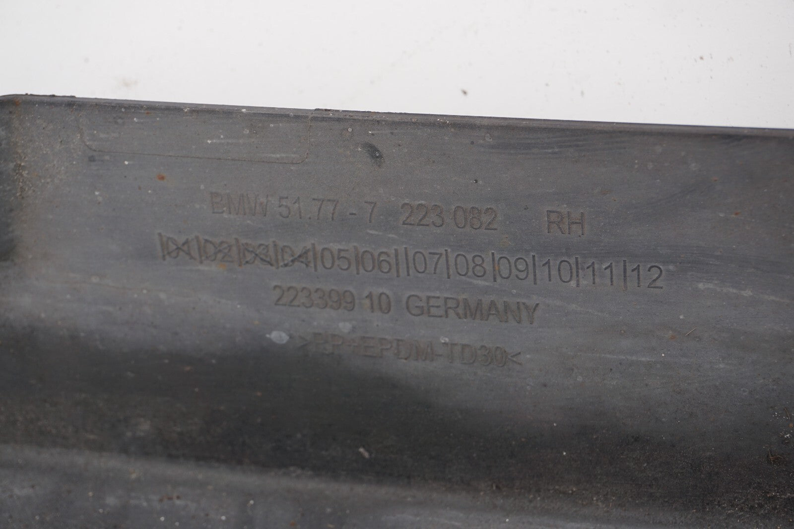 2012 - 2018 BMW 650i 640i COUPE RIGHT SIDE ROCKER PANEL SKIRT MOLDING OEM