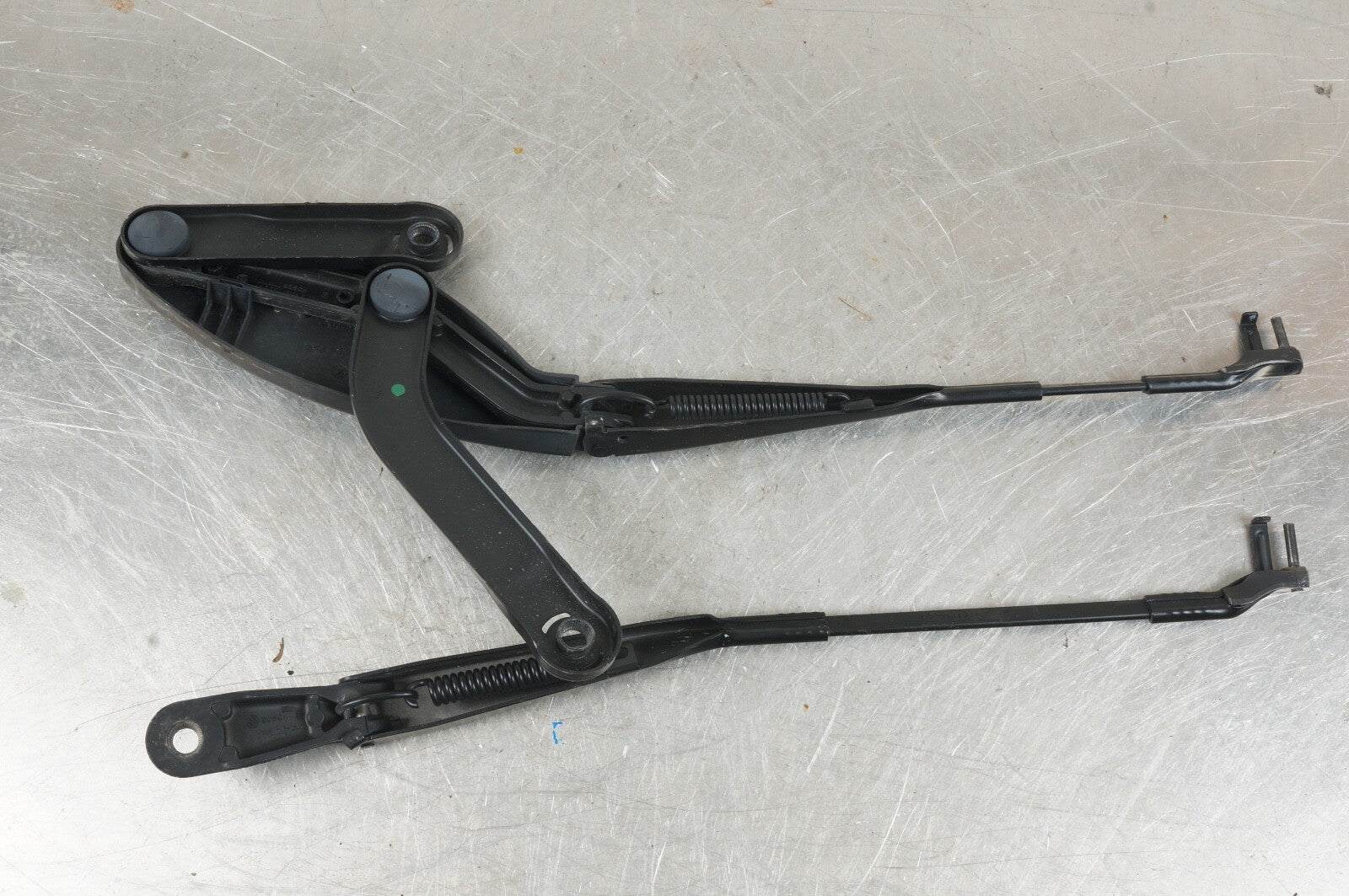03-12 MERCEDES R230 SL-CLASS SET OF 2 FRONT LEFT & RIGHT WIPER ARM OEM